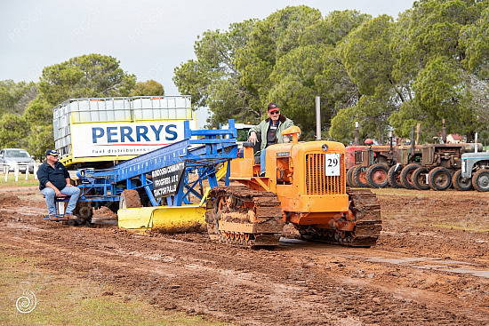 2022 August 20th - 21st Mud and Dust Vintage Tractor Pull Mundoora